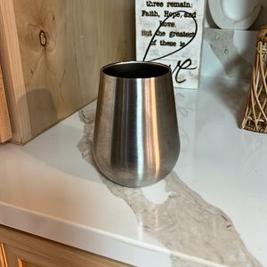 Stainless wine tumbler